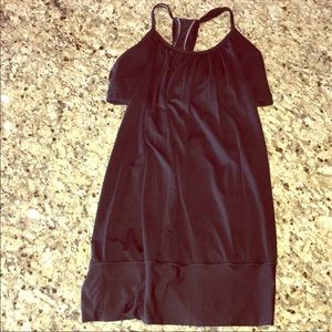 Lululemon tank with built in bra sz10